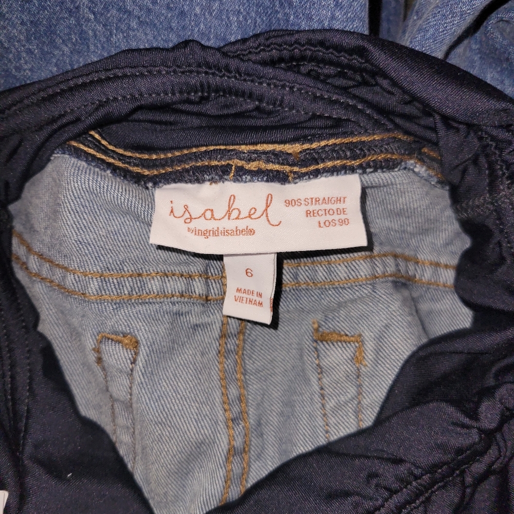 Ingrid & Isabel High-Rise Maternity Jeans in Blue with Black Waist Panel - Picture 7 of 7